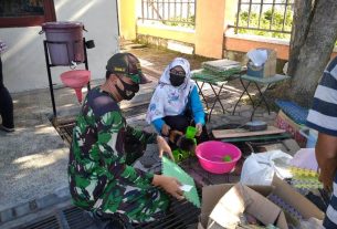 Hidupkan Semangat Gotong Royong Babinsa Joyotakan Bersama Apartur Kelurahan Laksanakan Kerja Bakti