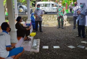 Keliling Desa, Batituud Bersama Petugas Kesehatan Himbau Disiplin Dalam Menjaga Protkes