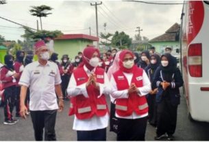 Ketua PMI Kota Metro Hadiri Kegiatan Donor Darah di SMAN 5