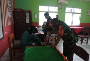 Koramil 410-06/KDT Menggelar Serbuan Vaksin Untuk Pelajar MIN 1 Tanjung Karang