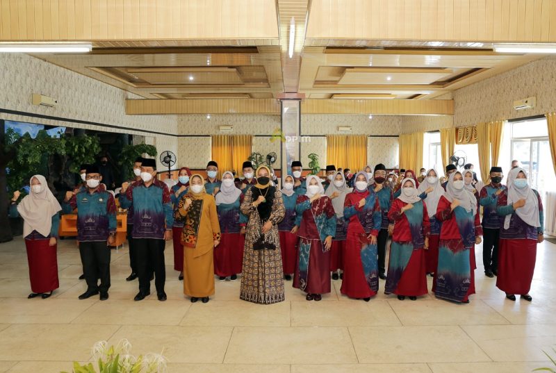 Pelantikan Pengurus Lasqi Lampung Selatan 2022 – 2026, Ibu Riana Sari Arinal Berharap Pengurus Tingkatkan Kinerja di Tingkat Desa, Kelurahan dan Kecamatan