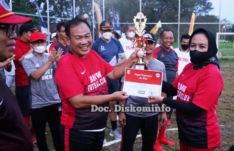 Peresmian Lapangan Futsal BMW sport Center Menggala Di Warnai Keseruan Final Turnamen Futsal