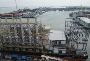Sinergi BUMN, PLN dan PAL Luncurkan Pembangkit Listrik Kapal Modern Berdaya 60 MW
