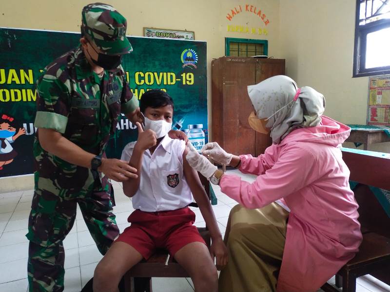 Kodim 0726/Sukoharjo Gelar vaksinasi anak 6-11 Tahun di wilayah Kecamatan Sukoharjo