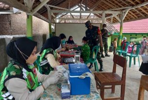 Koramil 410-03/TBU Gelar Serbuan Vaksinasi Untuk Pelajar SD Madrasah Nurul Asrof