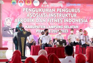 Wagub Chusnunia Kukuhkan Pengurus Asosiasi Instruktur Aerobik dan Fitnes Indonesia Kabupaten Lampung Selatan Masa Bakti 2021-2023