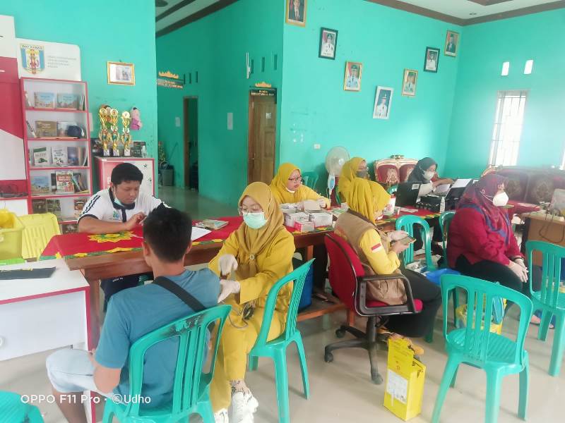 Warga Lembasung Terima Vaksin Covid-19 Tahap Ke dua.