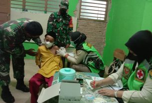 Dukung KBM di Wilayahnya, Koramil 410-02/TBS Gelar Vaksinasi Untuk Pelajar SD