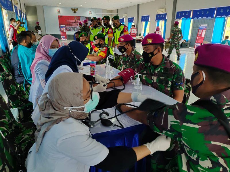 HUT Brigif Marinir Diisi dengan Donor Darah