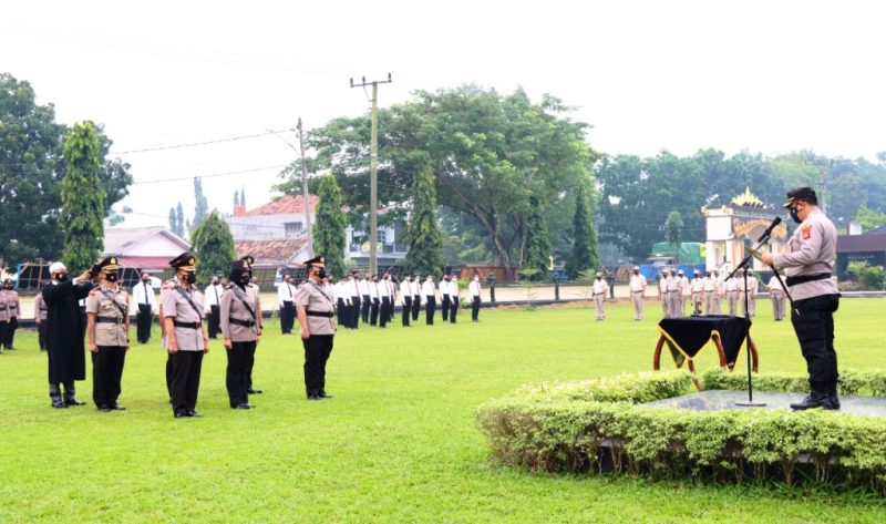 Kapolres Lamtim Pimpin Sertijab Waka Polres, Kasat Binmas dan 2 Kapolsek