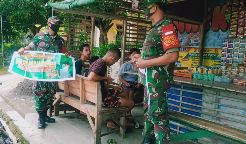 Kedapatan Tidak Menggunakan Masker, Ini Yang Diberikan Petugas Kepada Warga