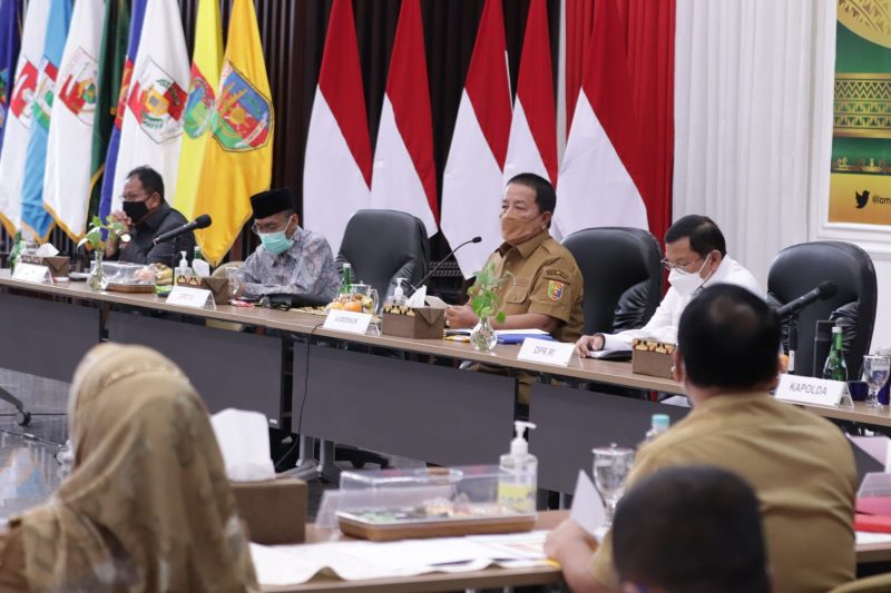 Pemprov Lampung Gelar Rapat Percepatan Implementasi Program Kartu Petani Berjaya