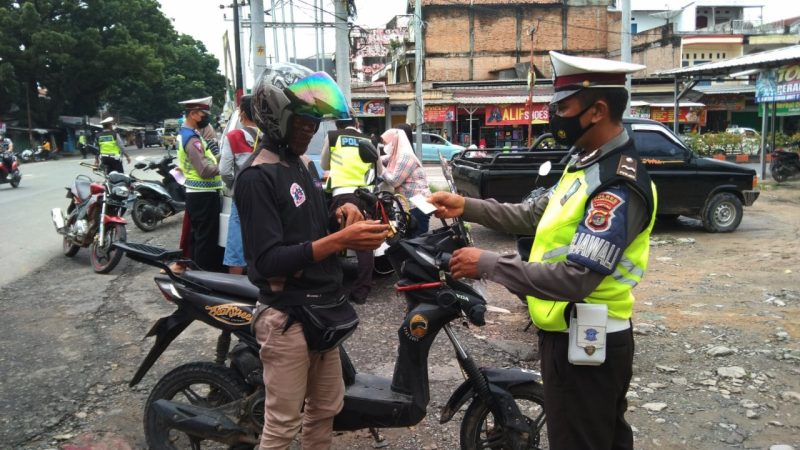 Satlantas Polres Tulang Bawang Gelar Patroli Hunting Gakkum Truk Odol, Berikut Hasilnya