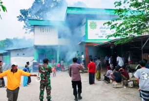 Tiga Pilar Desa Kemiri Malo dampingi Dinkes Bojonegoro Lakukan Fogging