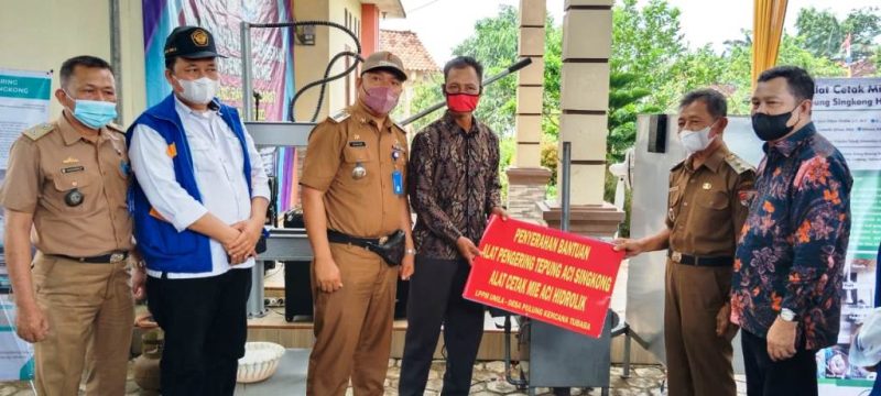 Wabup Tubaba Sebut Bantuan Unila Semoga Dapat Menjadi Amal Jariyah