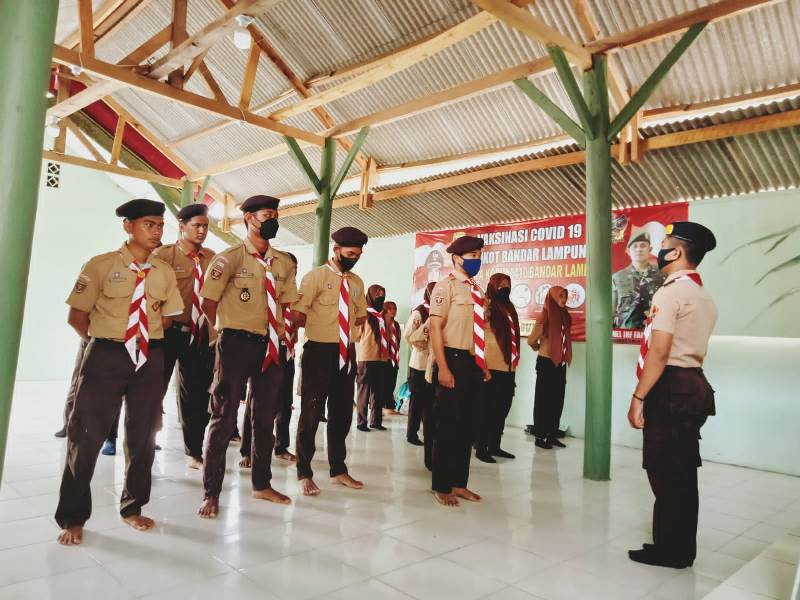 Anggota Koramil 410-01/Panjang Laksanakan Pembinaan Rutin Saka Wira Kartika Sanggar KH Agus Salim