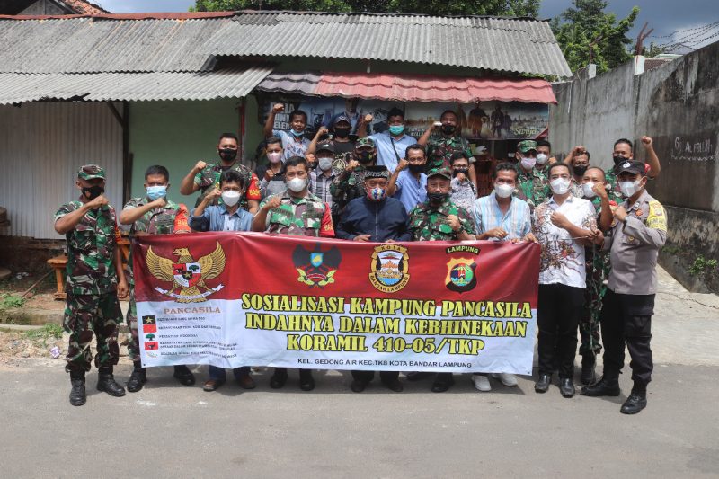 Anggota Koramil 410-05/TKP Laksanakan Sosialisasi Kampung Pancasila di Wilayah Kelurahan Gedong Air