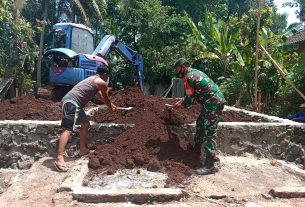 Bedah Rumah Yang Di Pelopori Babinsa Masuk Tahap Penimbunan Pondasi