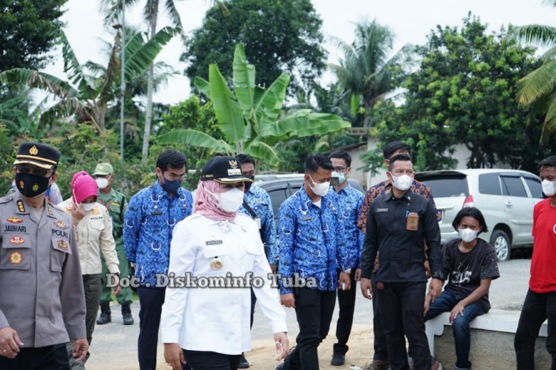 Bupati Monitoring Langsung Pelaksanaan Pilkakam di Kabupaten Tulang Bawang