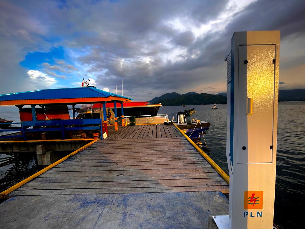 Dukung Sektor Perikanan, PLN Tambah Anjungan Listrik Mandiri di Ternate