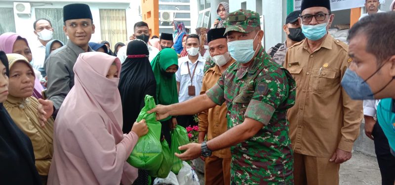 Forkopimda Aceh Barat Kendalikan Harga Sembako Melalui Operasi Pasar Murah