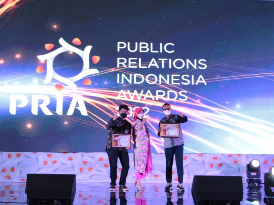 FIFGROUP Borong Dua Kategori pada PR INDONESIA Awards 2022