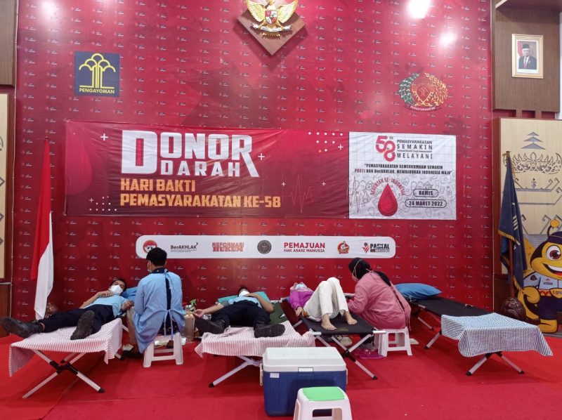 Hari Bhakti PAS ke-58, Petugas Lapas Kalianda Donorkan Darah Kepada PMI Lampung Selatan