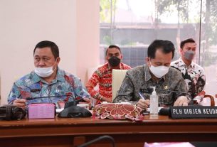 Kemendagri Minta Daerah Percepat Pembentukan Perda Retribusi Persetujuan Bangunan Gedung