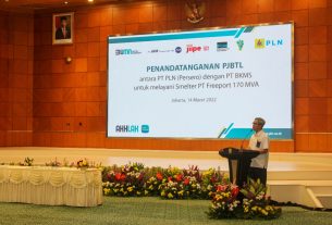 PLN siap melayani dan menyediakan pasokan listrik yang andal, berkualitas dan harga yang kompetitif bagi  industri smelter di Tanah Air