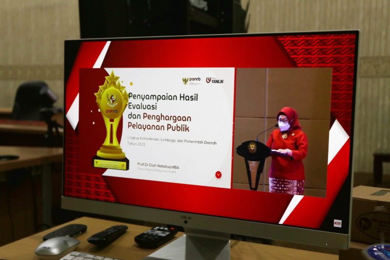 Pemprov Lampung Ikuti Penyampaian Hasil Evaluasi dan Pemberian Penghargaan Kegiatan Evaluasi Kinerja Pelayanan Publik Tahun 2021