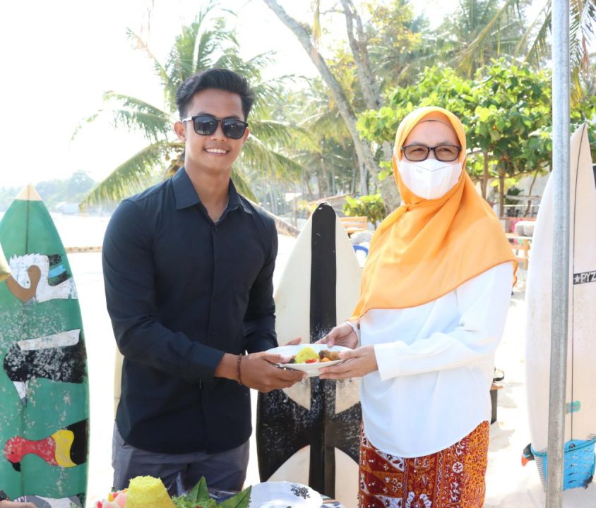 Kepengurusan Surfing Tanjung Setia Board Rider-2022-2024 Pesibar Dilantik