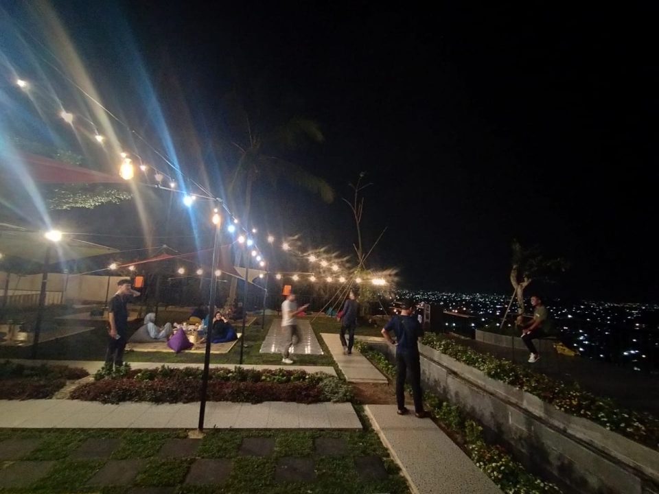 Paket Bukber Murah di Sky Garden Batu Kalam