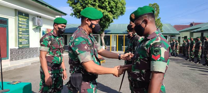 47 Prajurit Kodim 0105/Abar Mendapat Penghargaan Kenaikan Pangkat Satu Tingkat Lebih Tinggi