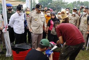 Gubernur Arinal Buka Pasar Murah Bahan Pokok Bersubsidi di Kota Metro