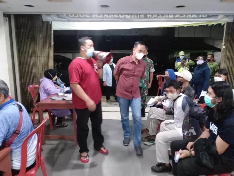 Kodim Solo Gencarkan Vaksinasi Covid-19 di Malam Bulan Ramadhan