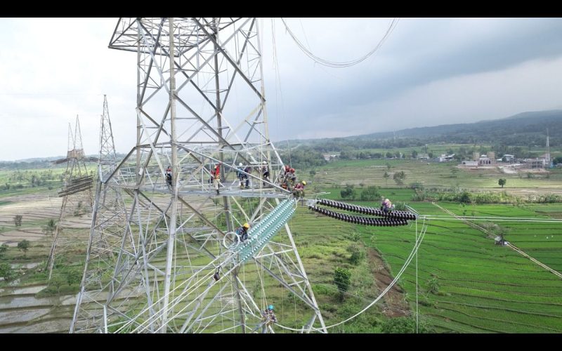 PLN Operasikan Transmisi Sepanjang 1.181 Kms, Tulang Punggung Listrik Jawa Bali