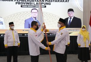 Pelantikan DPD LPM Lampung 2022-2027, Gubernur Arinal Minta Para Pengurus Majukan Desa dengan Program Unggulan Desa Berjaya