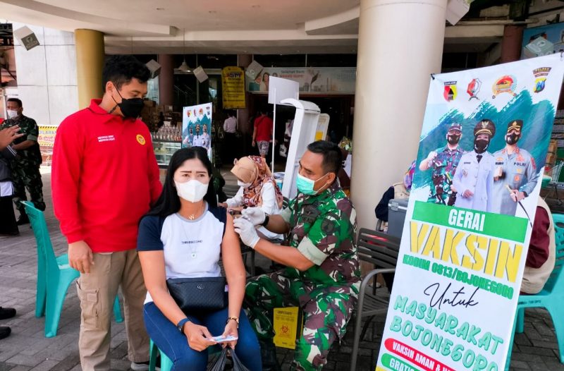 Percepatan Vaksin Booster, Kodim Bojonegoro Gelar Serbuan Vaksinasi Secara Mobile