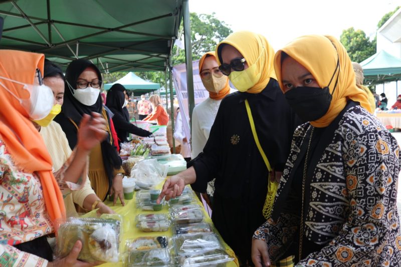 Program Siger Provinsi Lampung Gelar Bazar Takjil Di Pojok Dekranasda