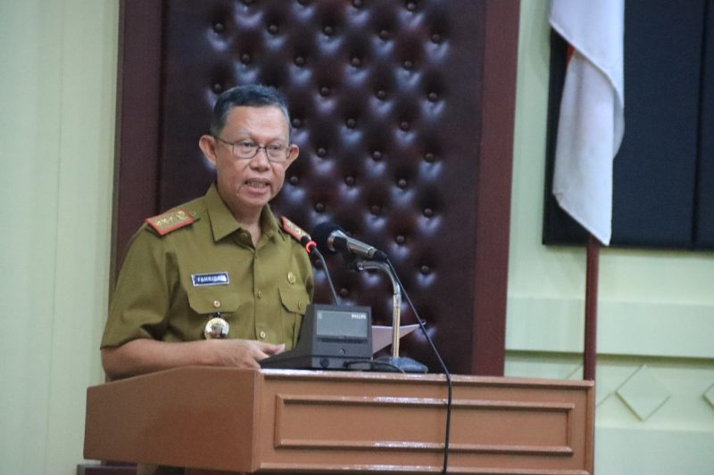 Sekdaprov Pimpin Rapat Penetapan Program dan Target Kerja TPAKD 2022