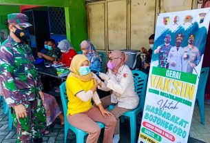 Tim Vaksinasi Mobile Kodim Bojonegoro Gencarkan Vaksin Booster