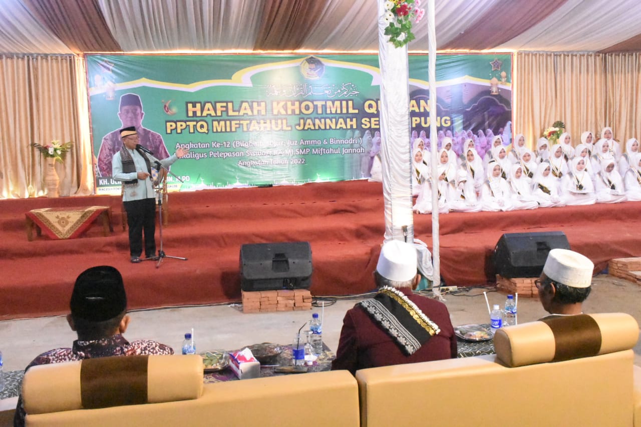 Bupati Beserta Para OPD Lamtim Hadiri Acara Haflah Khotmil Qur'an PPTQ