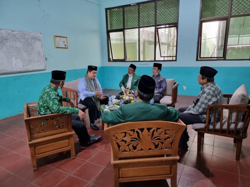 Manfaatkan Limbah Batu Bara untuk Bangun Infrastruktur, Menteri BUMN Apresiasi PLN