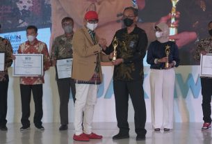 PLN Sabet 4 Penghargaan BUMN Entrepreneurial Marketing Award 2022