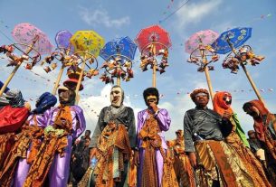 Pesta Sekura, Pesta Rakyat Bukan Hura-Hura (5)