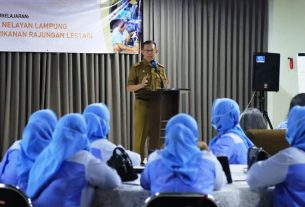 Sekdaprov Lampung Buka Kegiatan Jejaring Pembelajaran Perempuan Nelayan Lampung