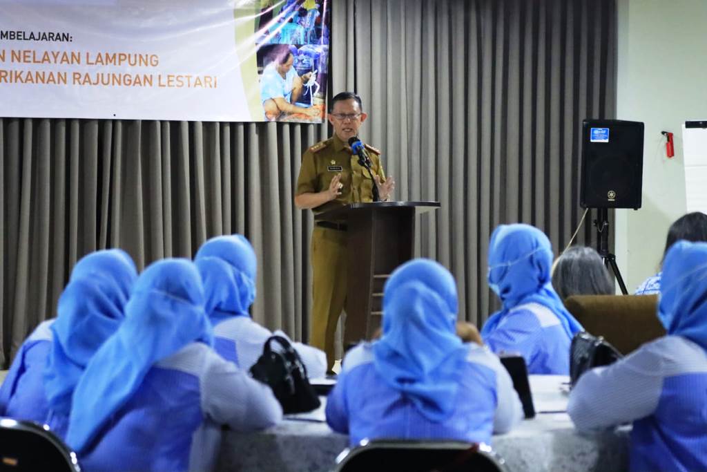 Sekdaprov Lampung Buka Kegiatan Jejaring Pembelajaran Perempuan Nelayan Lampung