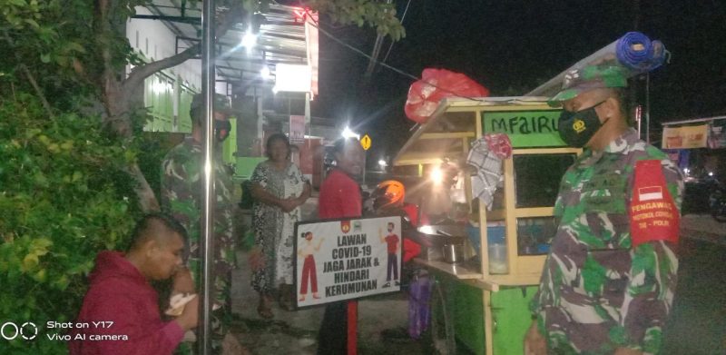 Terus Berikan Himbauan Protkes, Babinsa Koramil 02/Karangmalang laksanakan Patroli PPKM