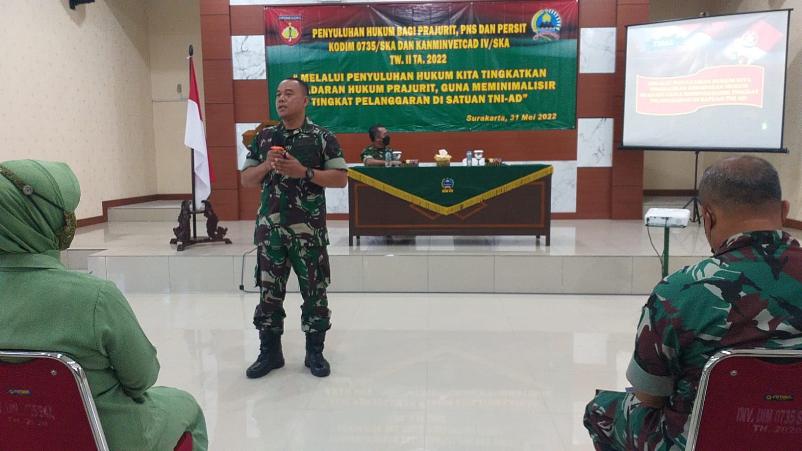 Tingkatkan Kedisiplinan dan Taat Hukum, Anggota Kodim 0735/Surakarta Terima Penyuluhan Dari Kumdam IV/Diponegoro