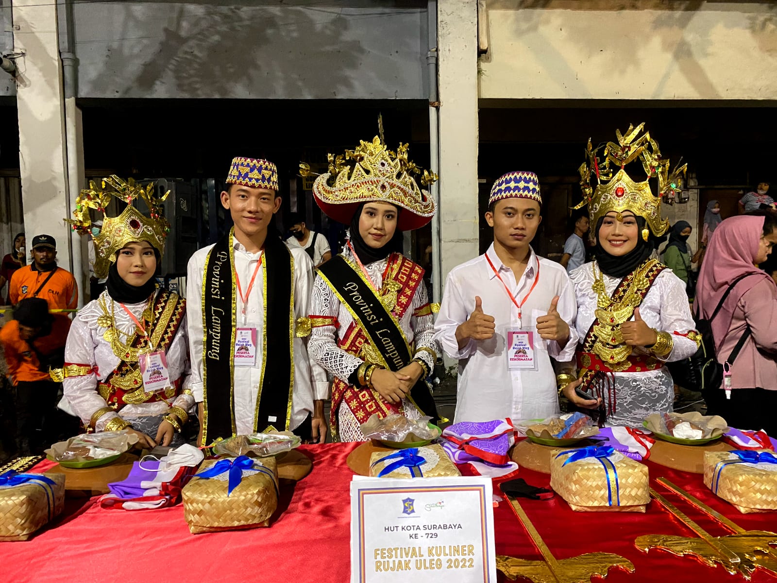 Himalaya Ikut Memeriahkan Festival Kuliner Rujak Uleg Kota Surabaya